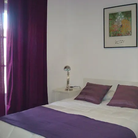 Hostal Babel *