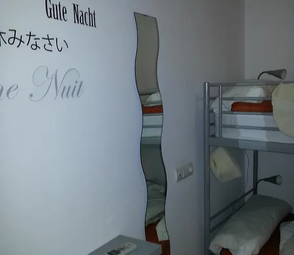 Hostel Babel